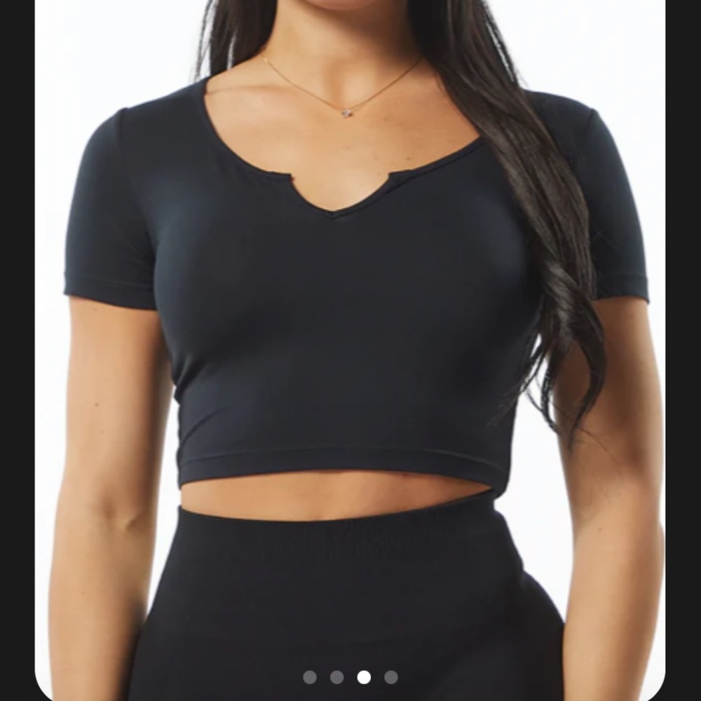 Alphalete ULTRASOFT PINNACLE TEE